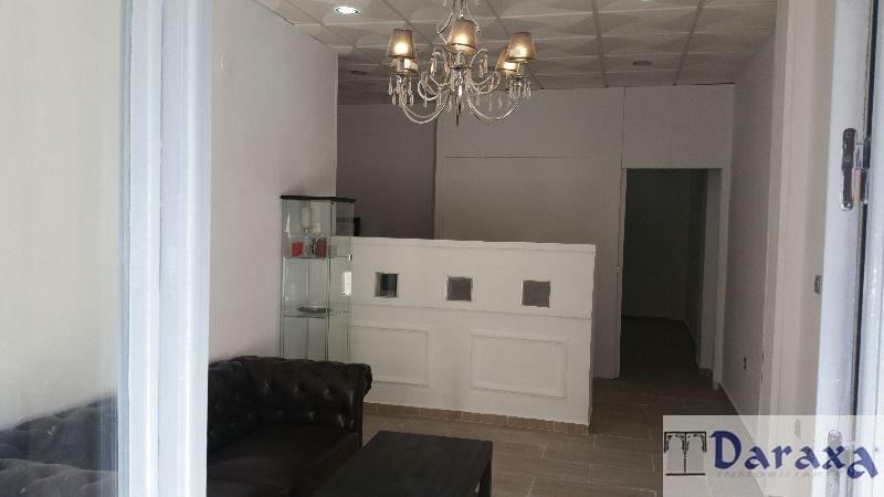For rent of commercial in Granada