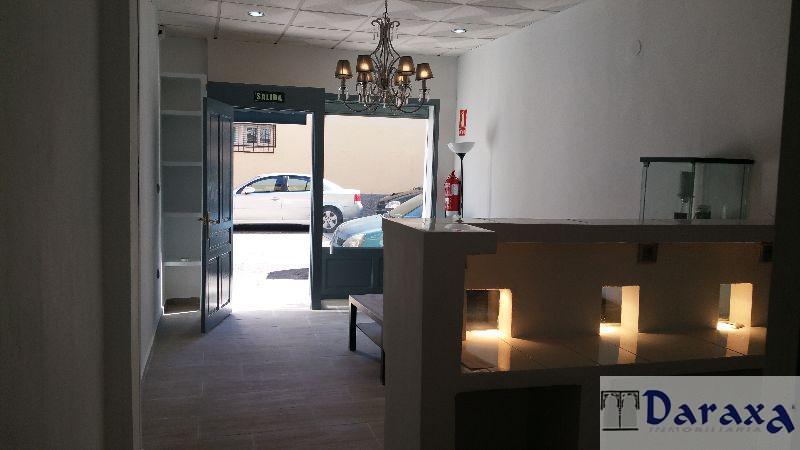 For rent of commercial in Granada