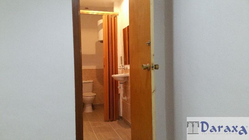 For rent of commercial in Granada