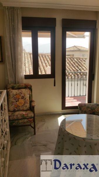 For sale of building in Granada