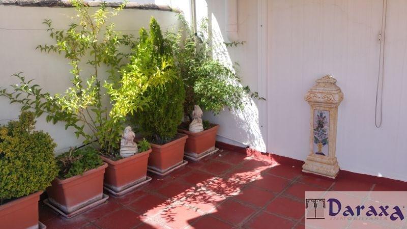 For sale of building in Granada