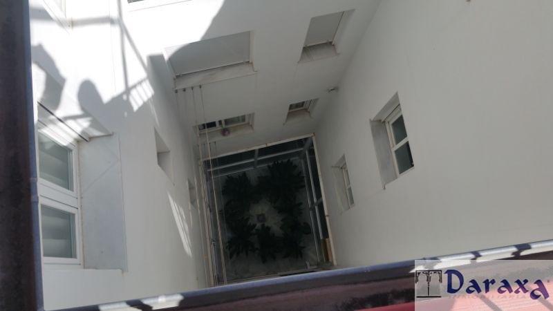 For sale of building in Granada