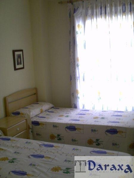 For sale of building in Granada