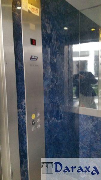 For sale of building in Granada