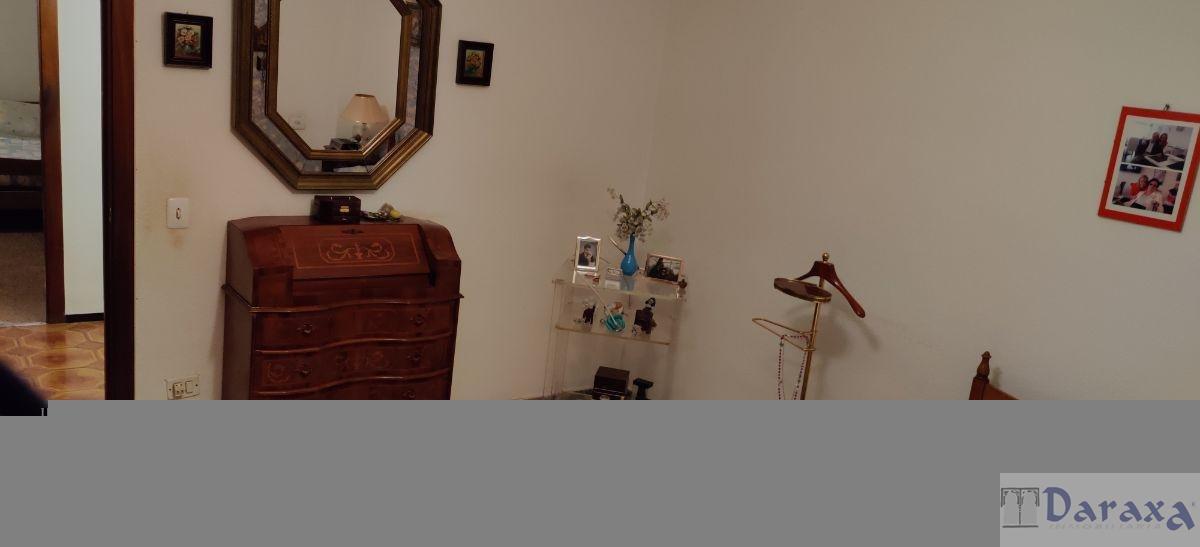 For sale of flat in Granada