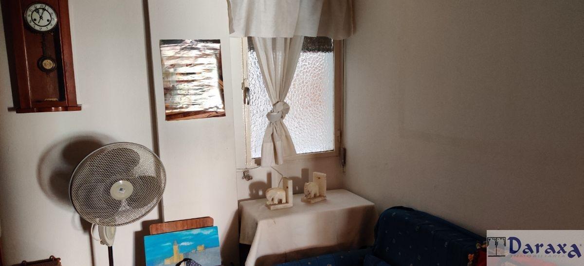 For sale of flat in Granada