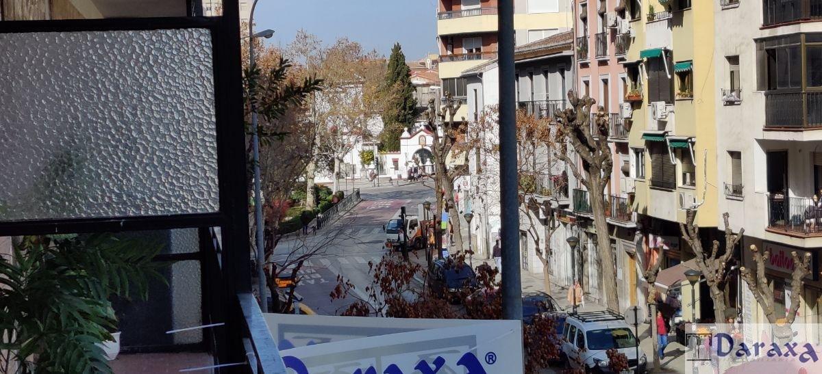 For sale of flat in Granada