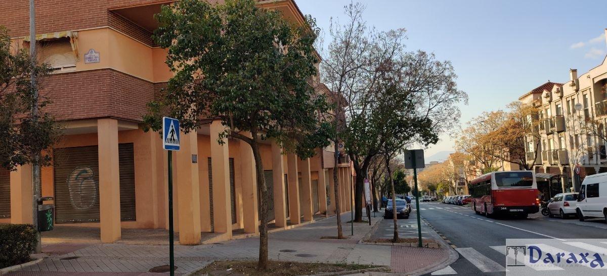 For sale of apartment in Granada