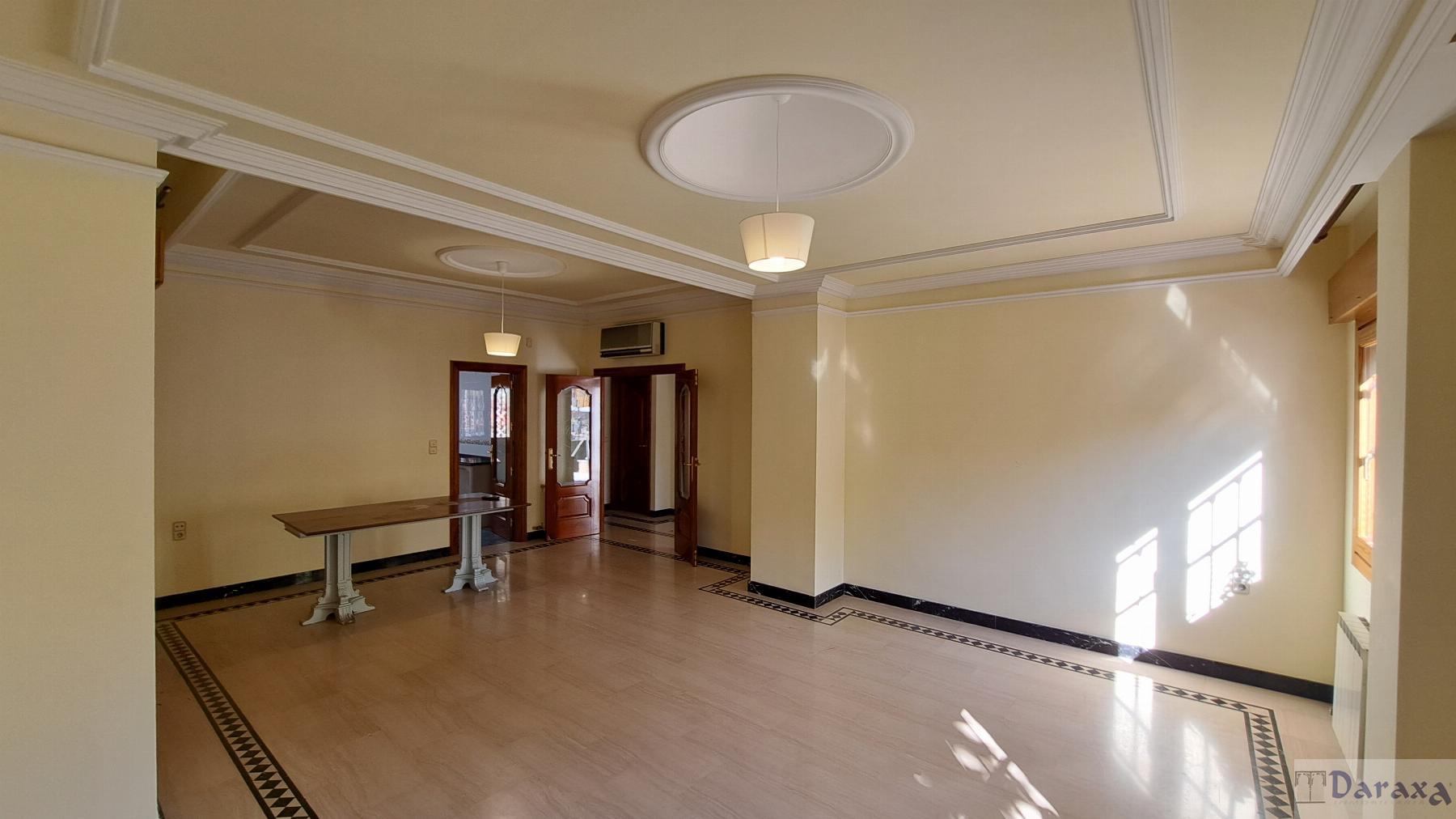 For rent of house in Granada