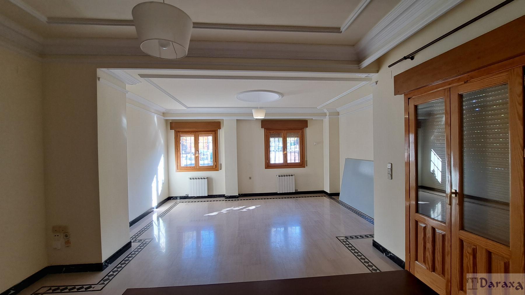 For rent of house in Granada