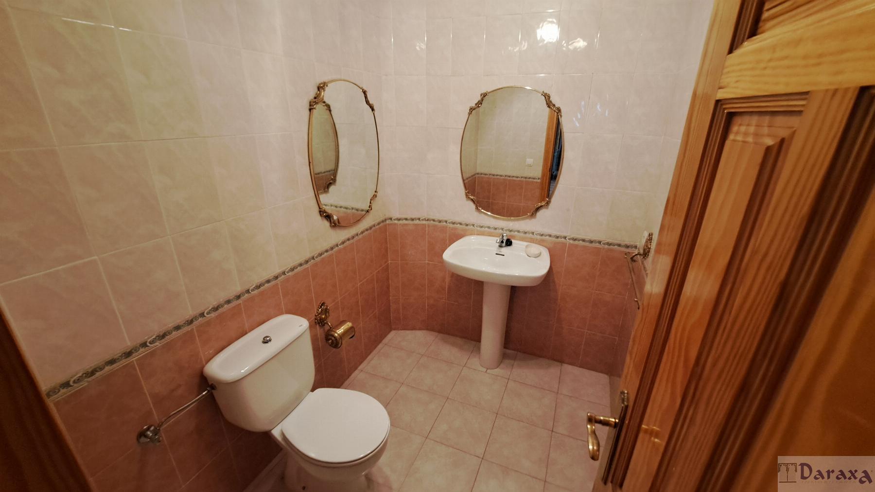 For rent of house in Granada