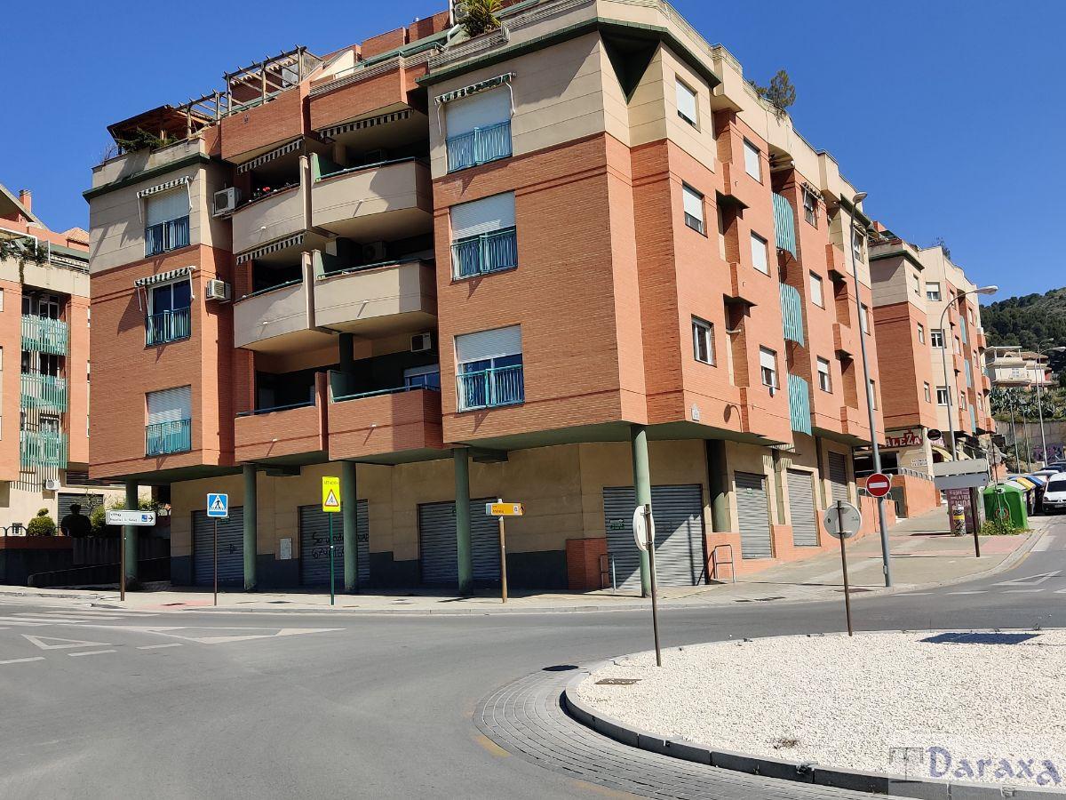 For sale of flat in Granada