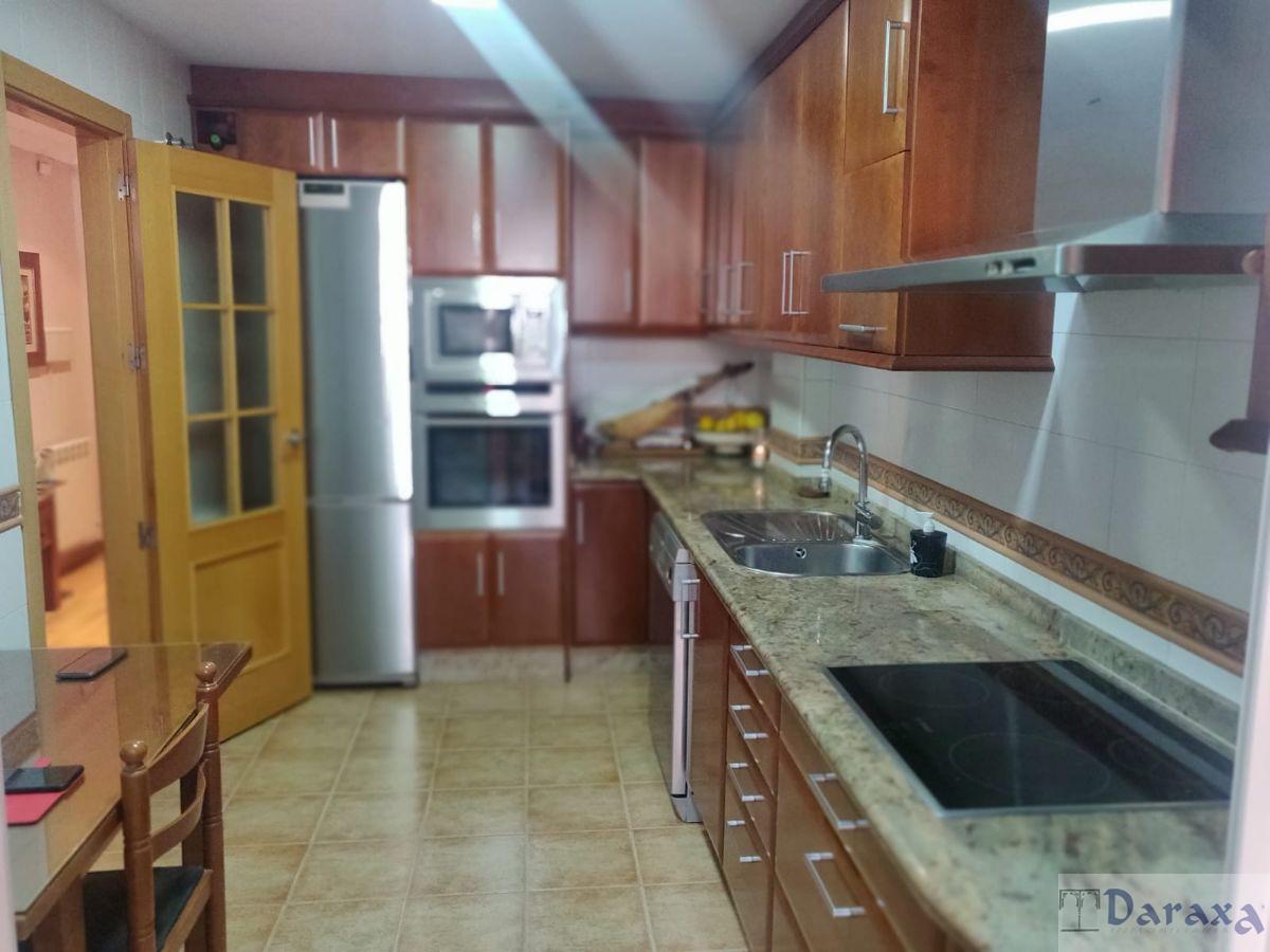 For sale of flat in Granada