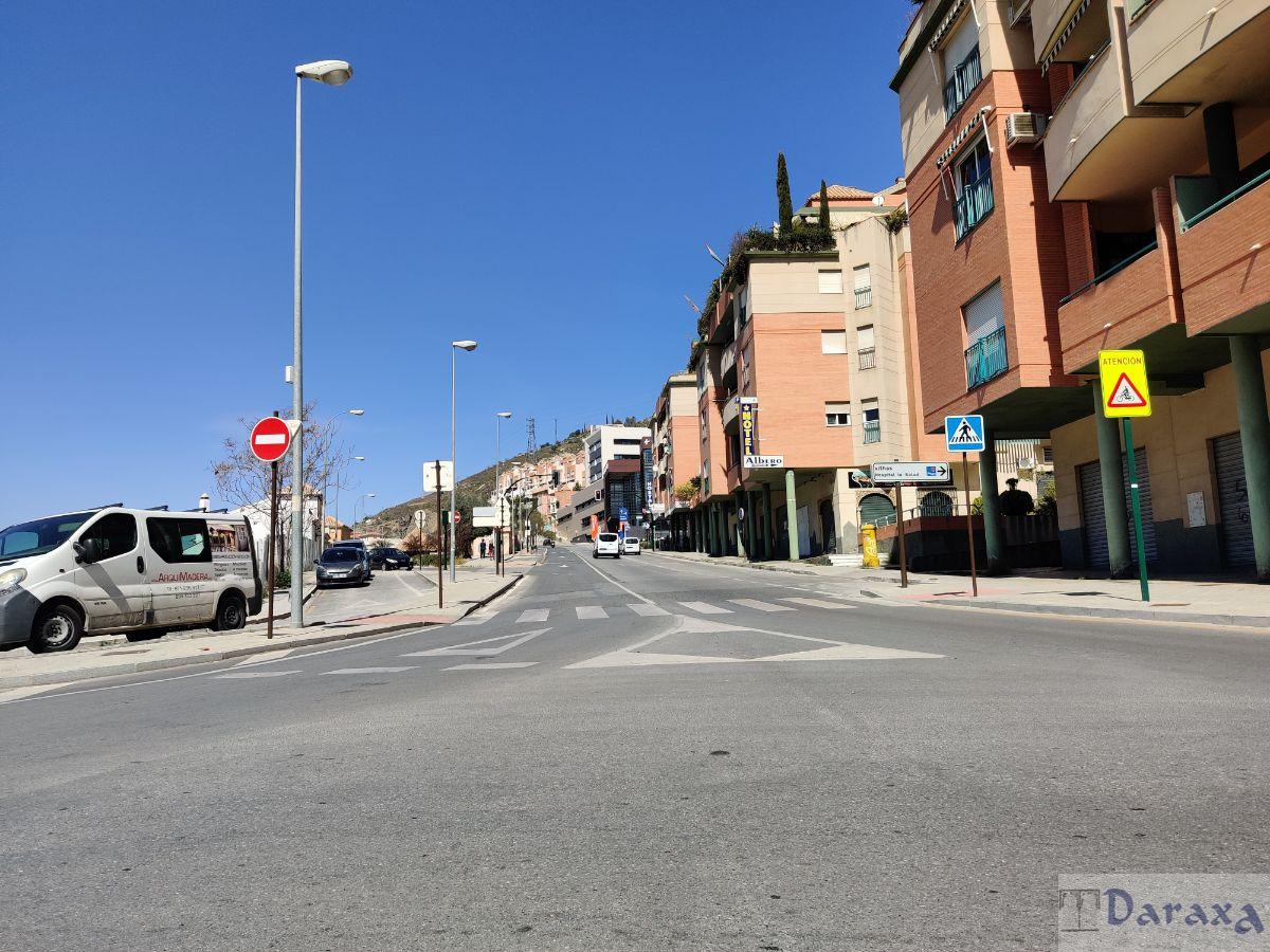For sale of flat in Granada