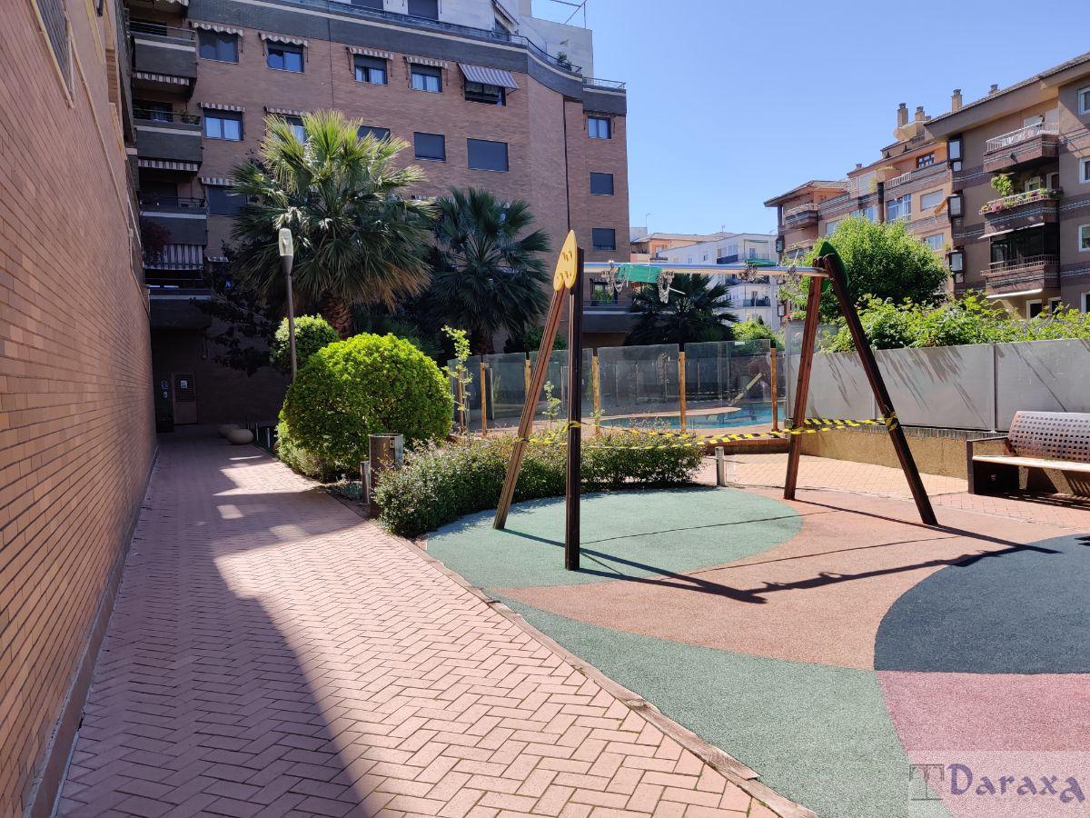 For rent of penthouse in Granada