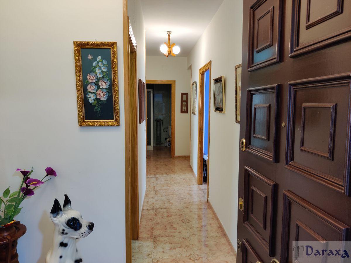 For sale of flat in Granada