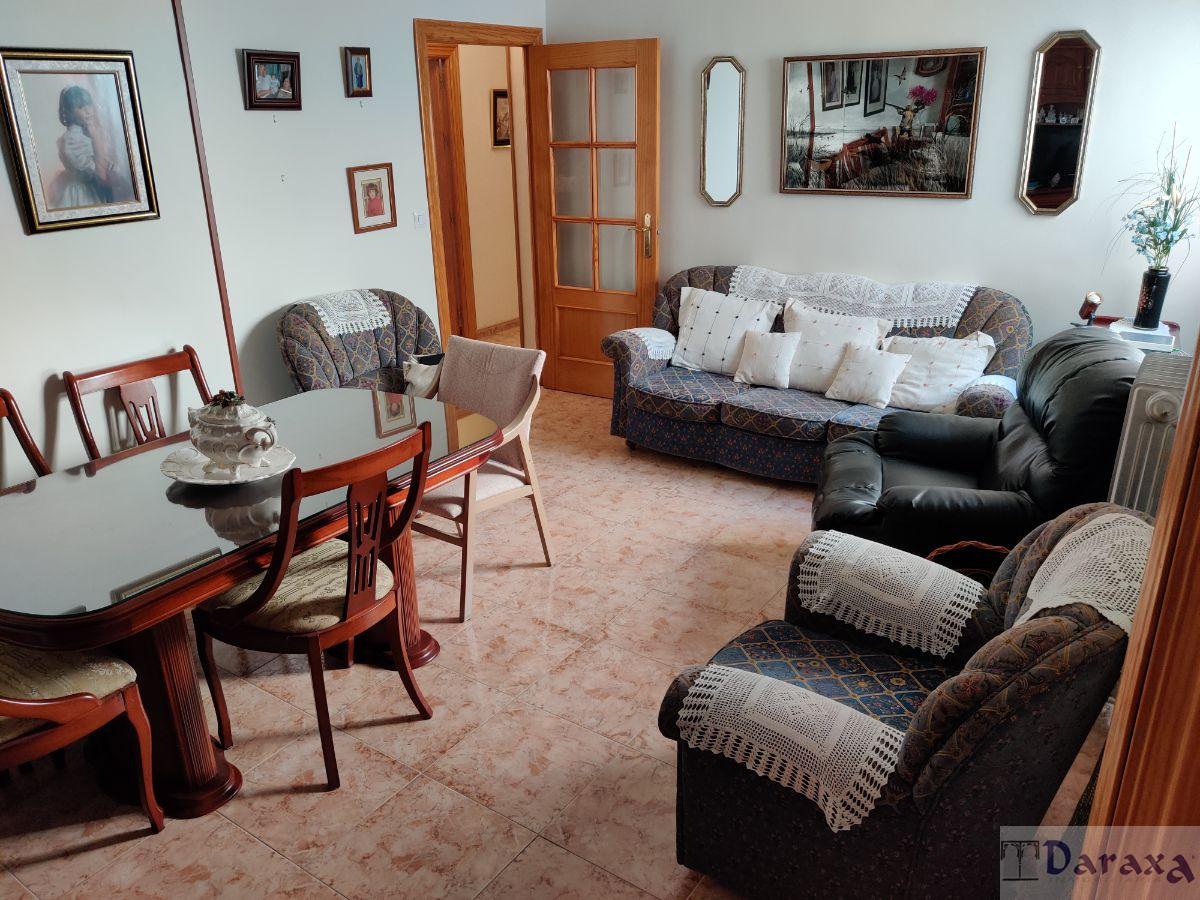 For sale of flat in Granada