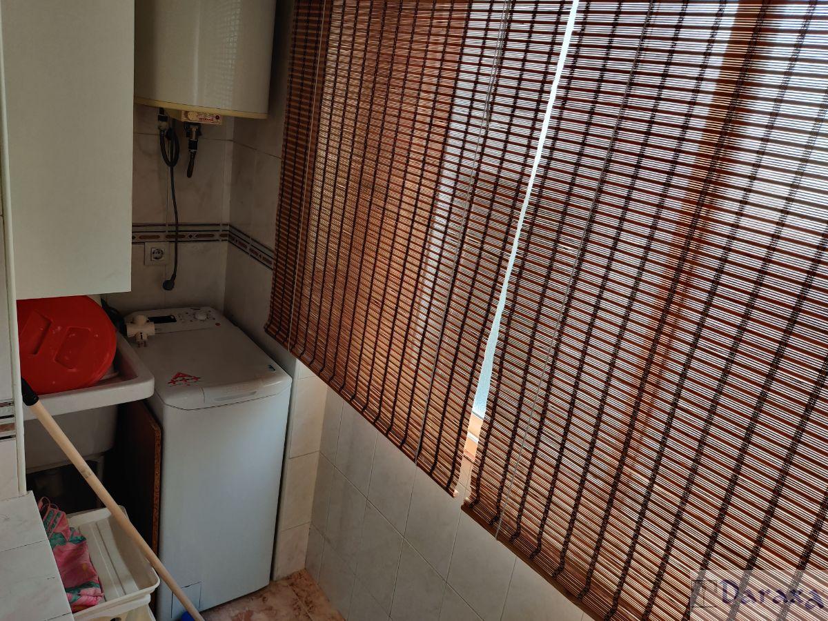 For sale of flat in Granada