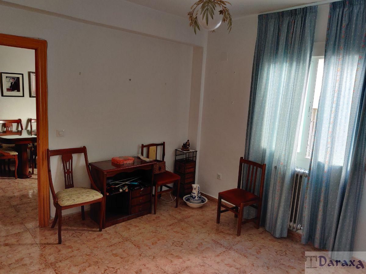 For sale of flat in Granada