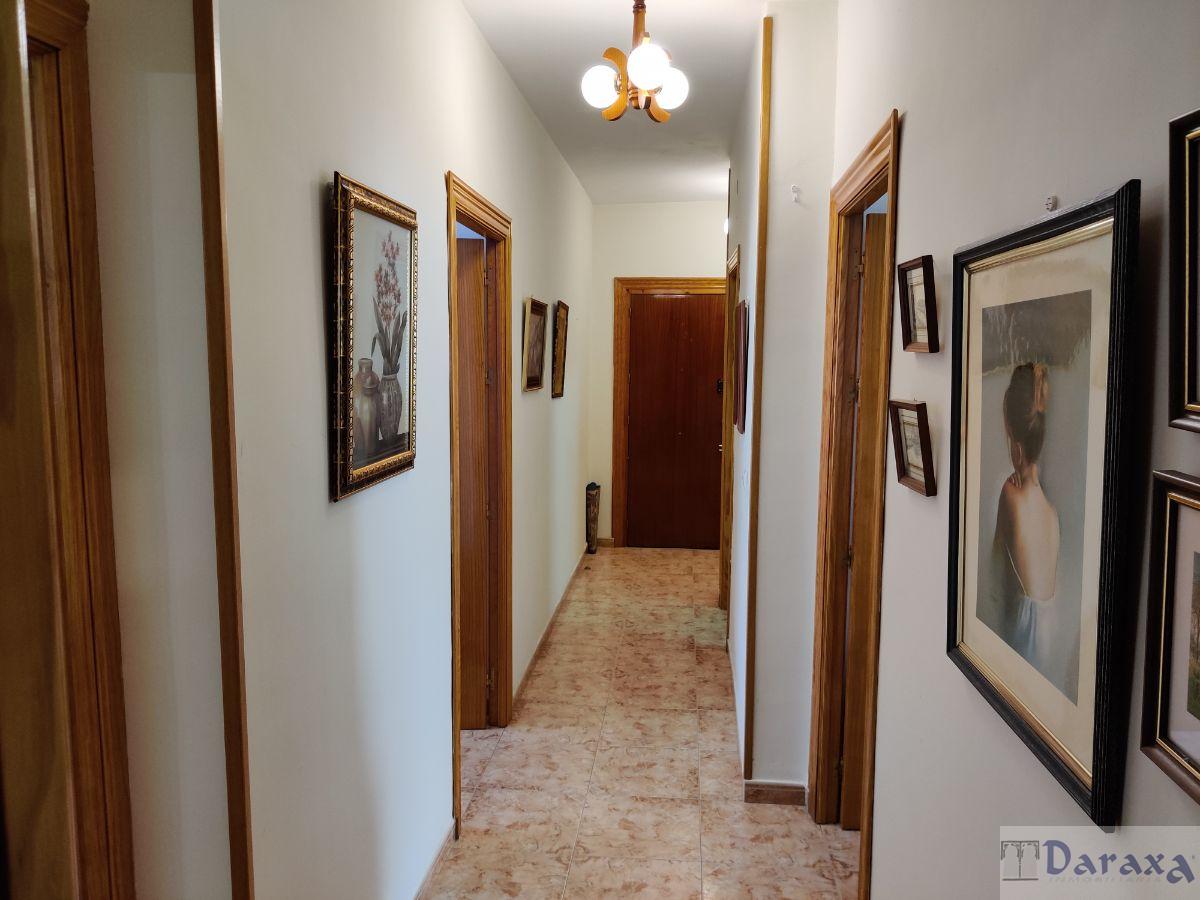 For sale of flat in Granada