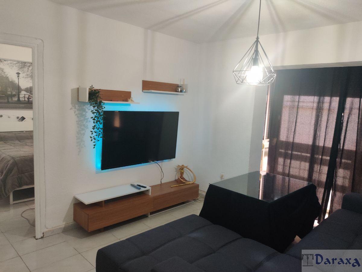 For sale of flat in Granada