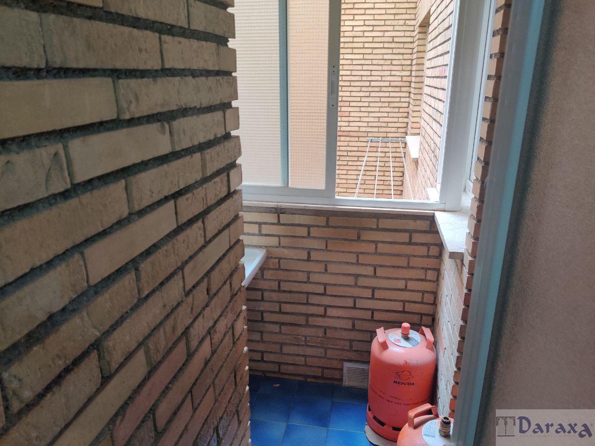 For sale of flat in Granada
