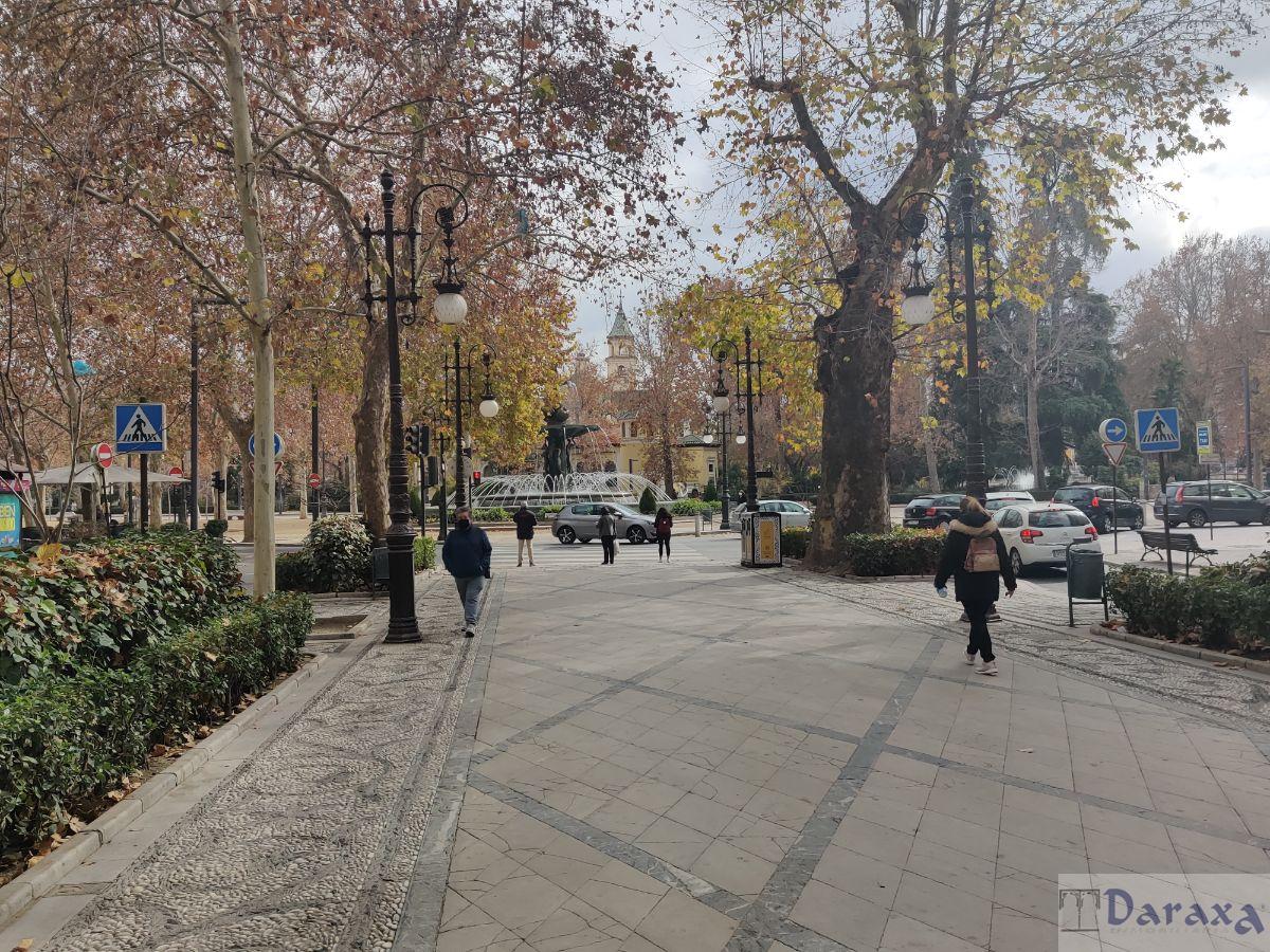 For sale of flat in Granada