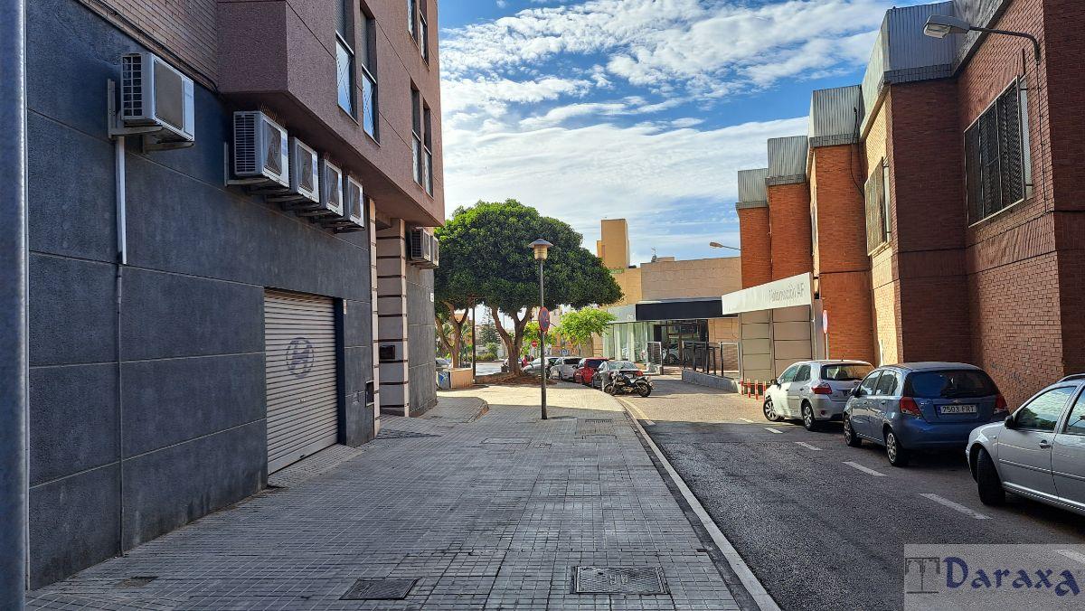 Venta de local comercial en Almería