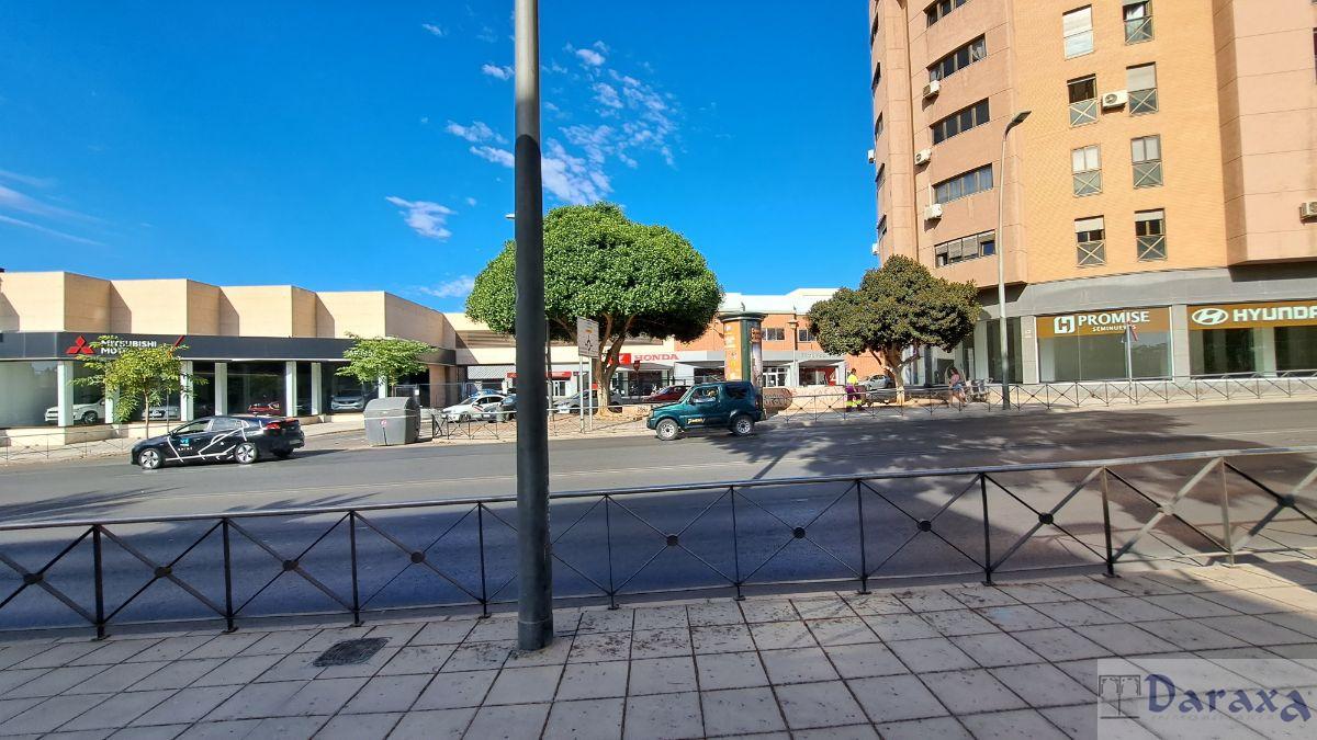 For sale of commercial in Almería