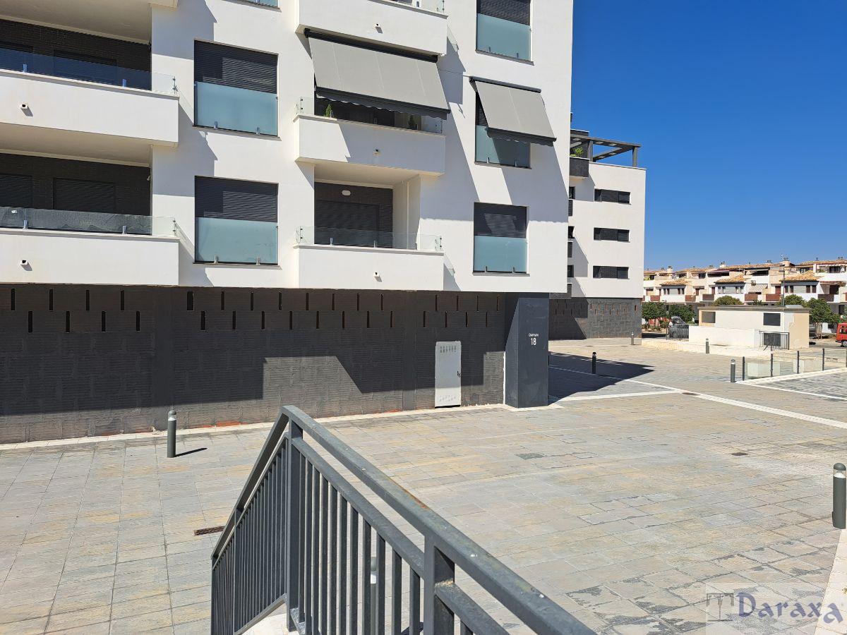 For rent of commercial in Armilla