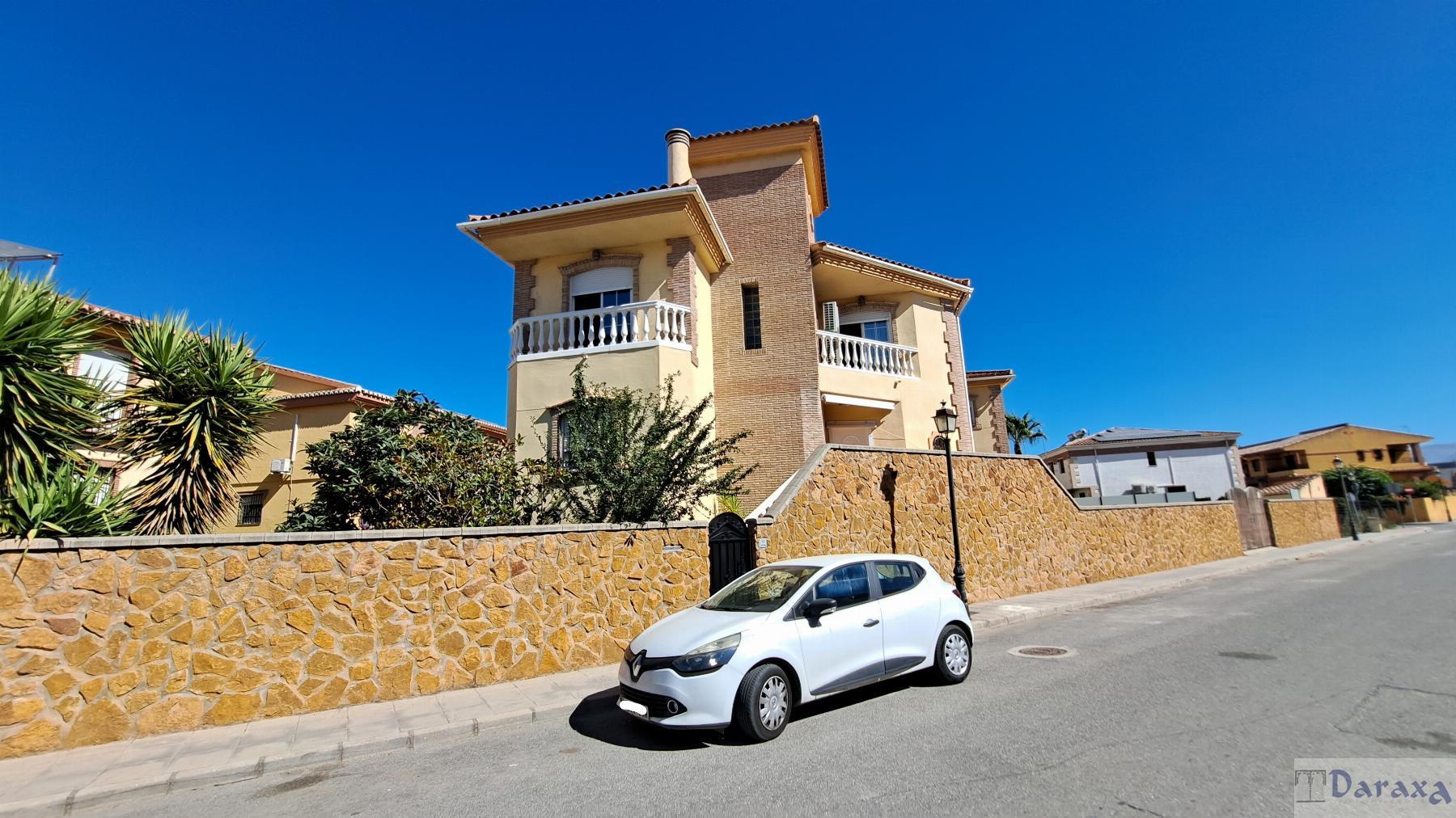 For sale of house in Belicena