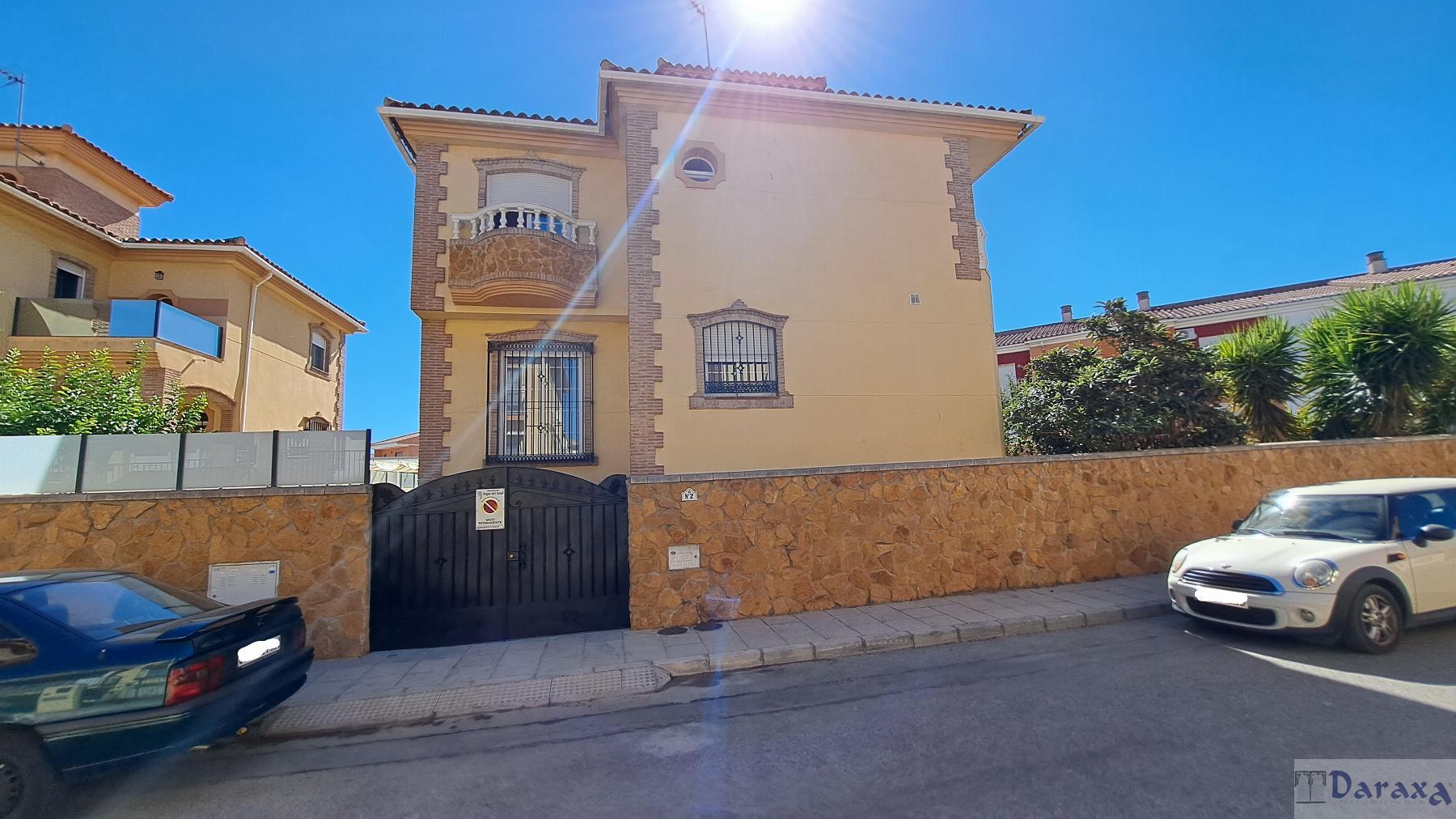 For sale of house in Belicena