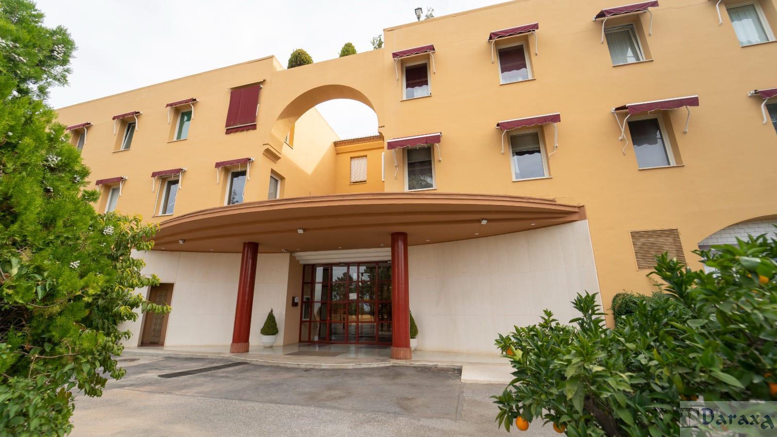 For sale of apartment in Granada