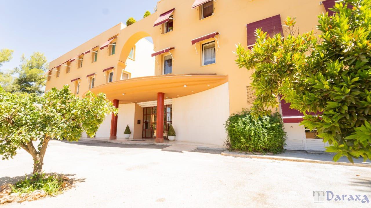 For sale of apartment in Granada