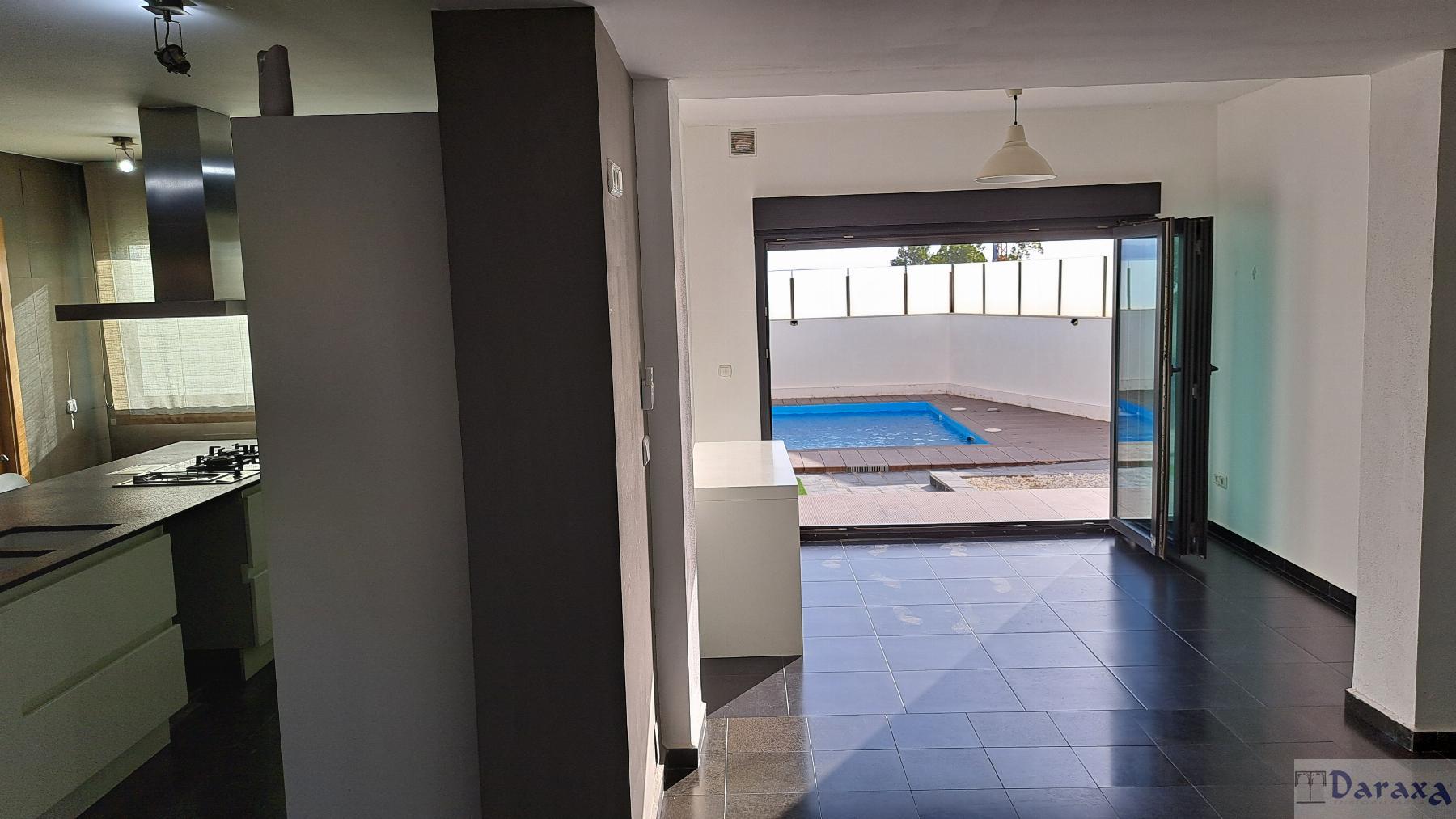For sale of house in Huétor Vega