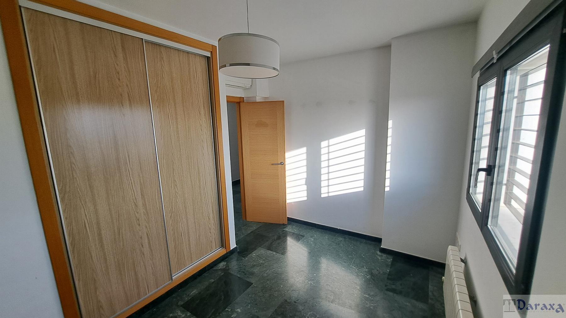 For sale of house in Huétor Vega