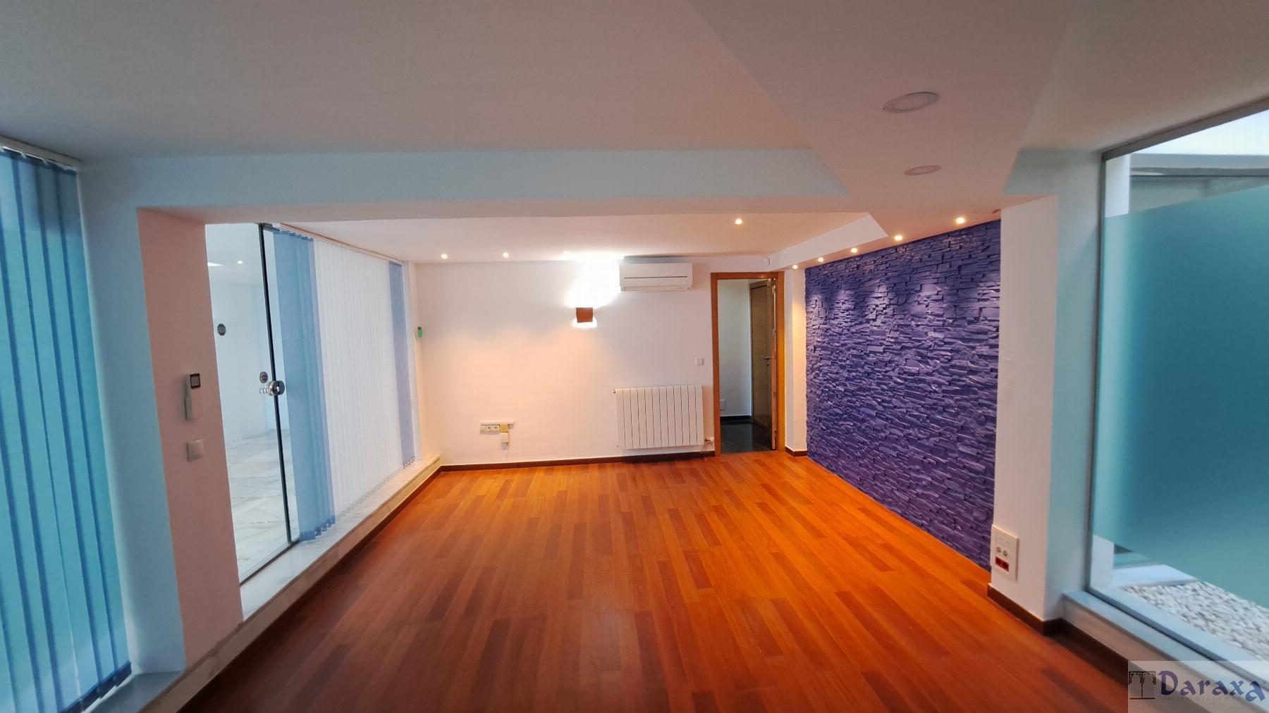 For sale of house in Huétor Vega