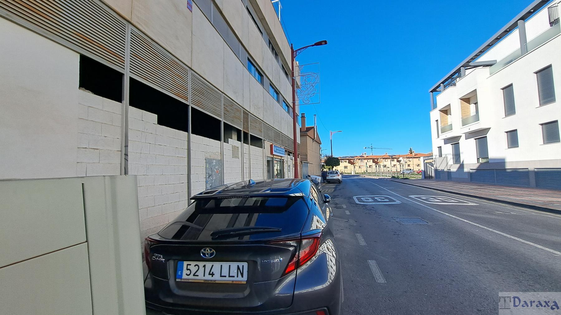 For sale of commercial in Armilla