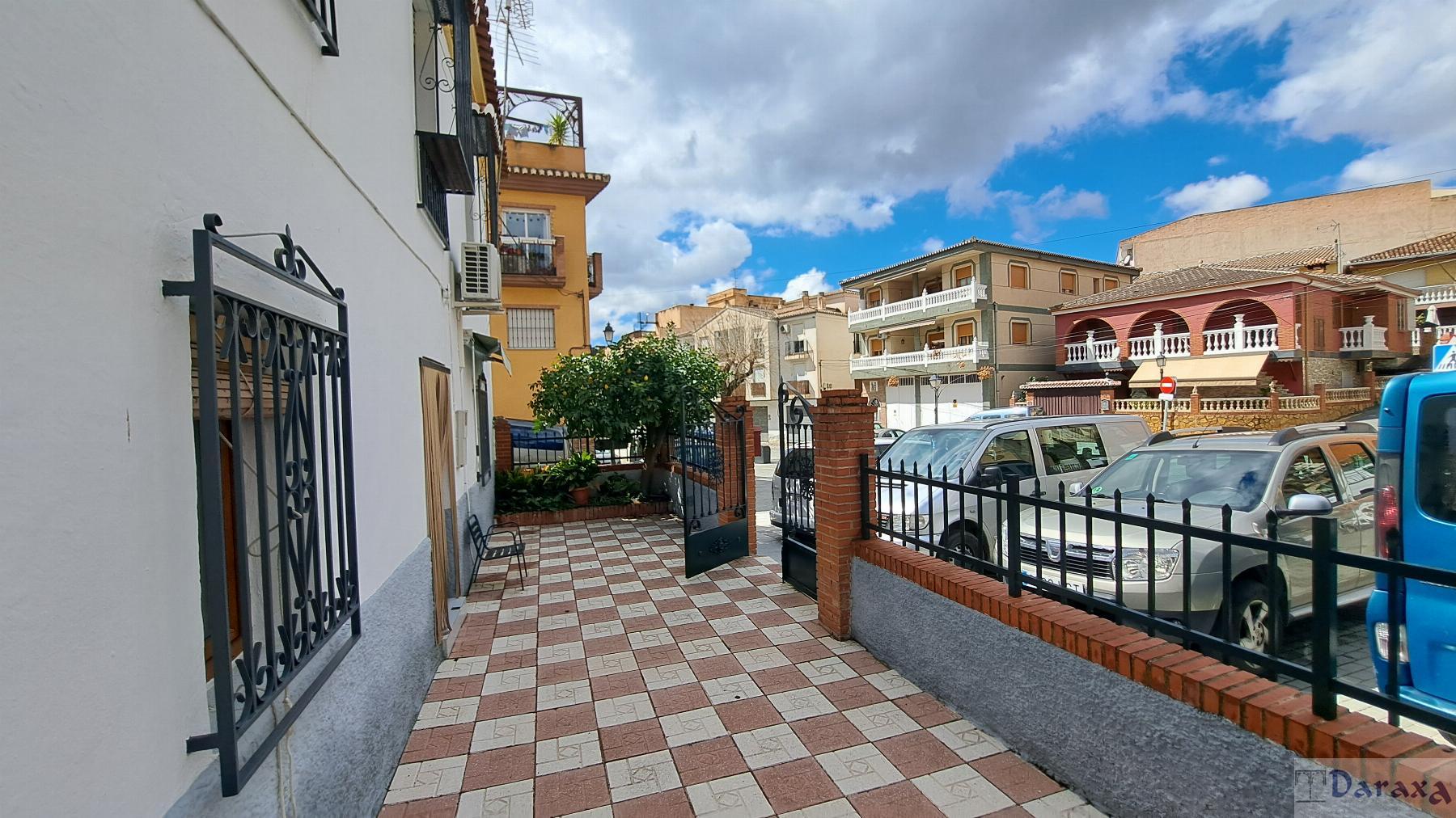 For sale of house in Cenes de la Vega