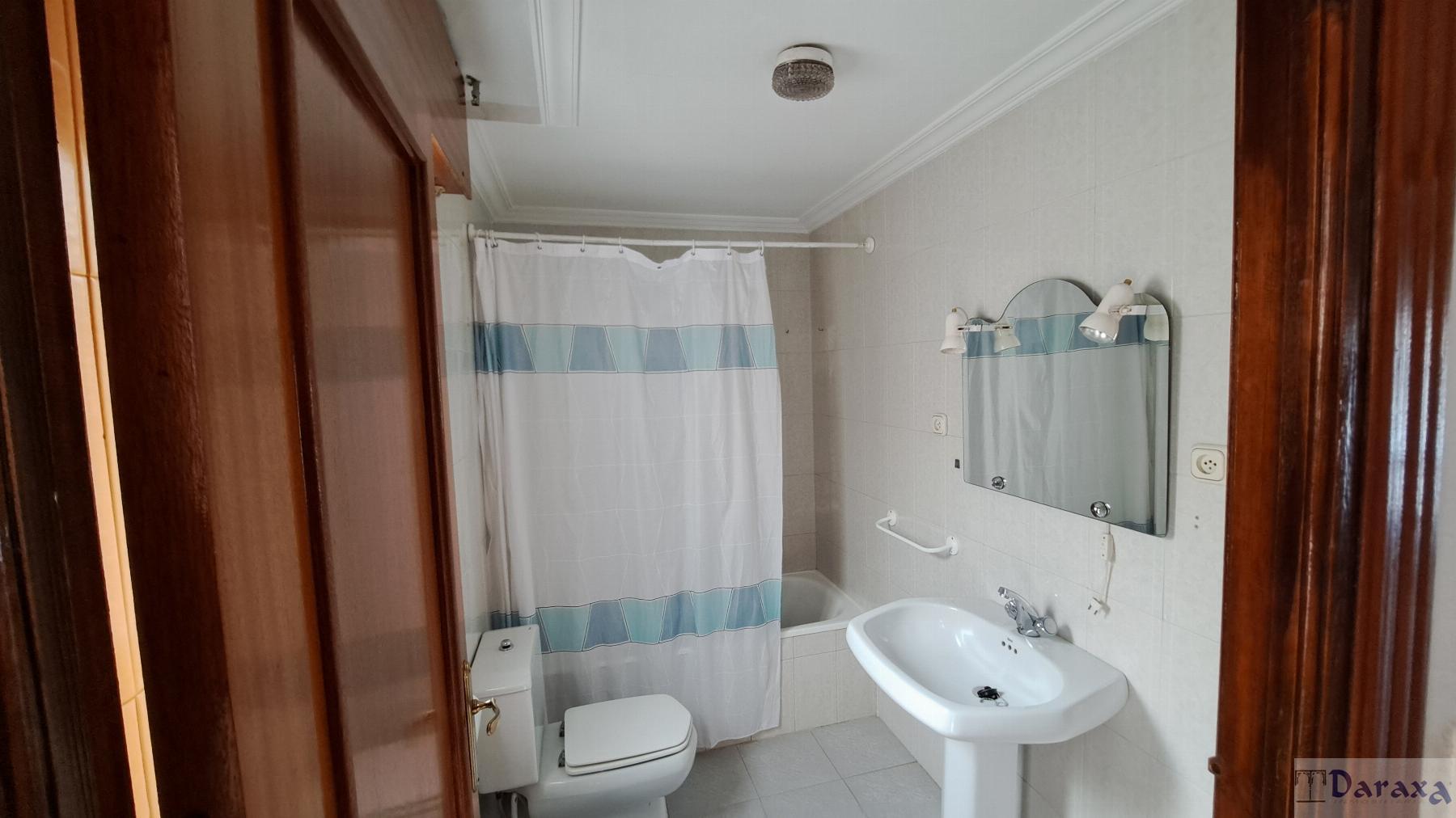 For sale of house in Cenes de la Vega