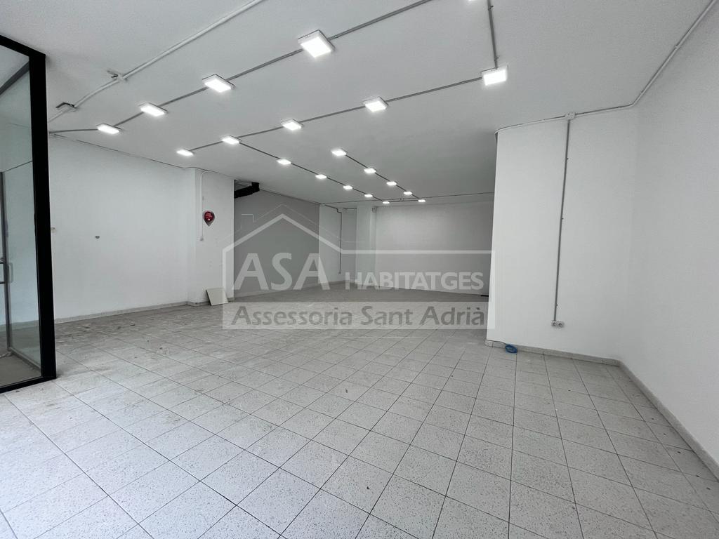 Alquiler de local comercial en Sant Adrià de Besòs