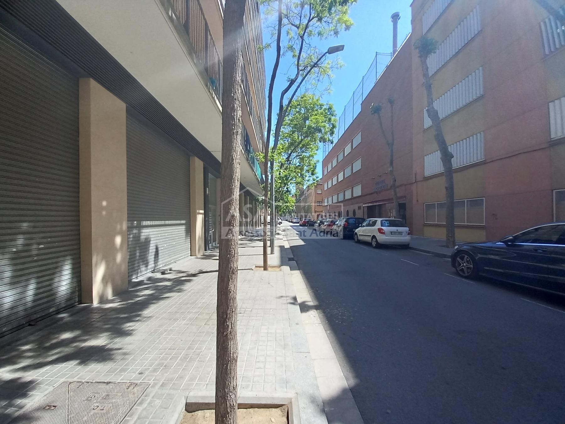 Alquiler de local comercial en Sant Adrià de Besòs