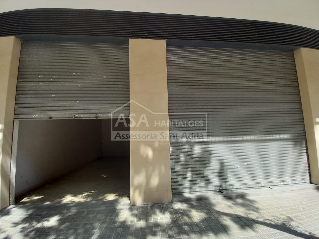 For rent of commercial in Sant Adrià de Besòs