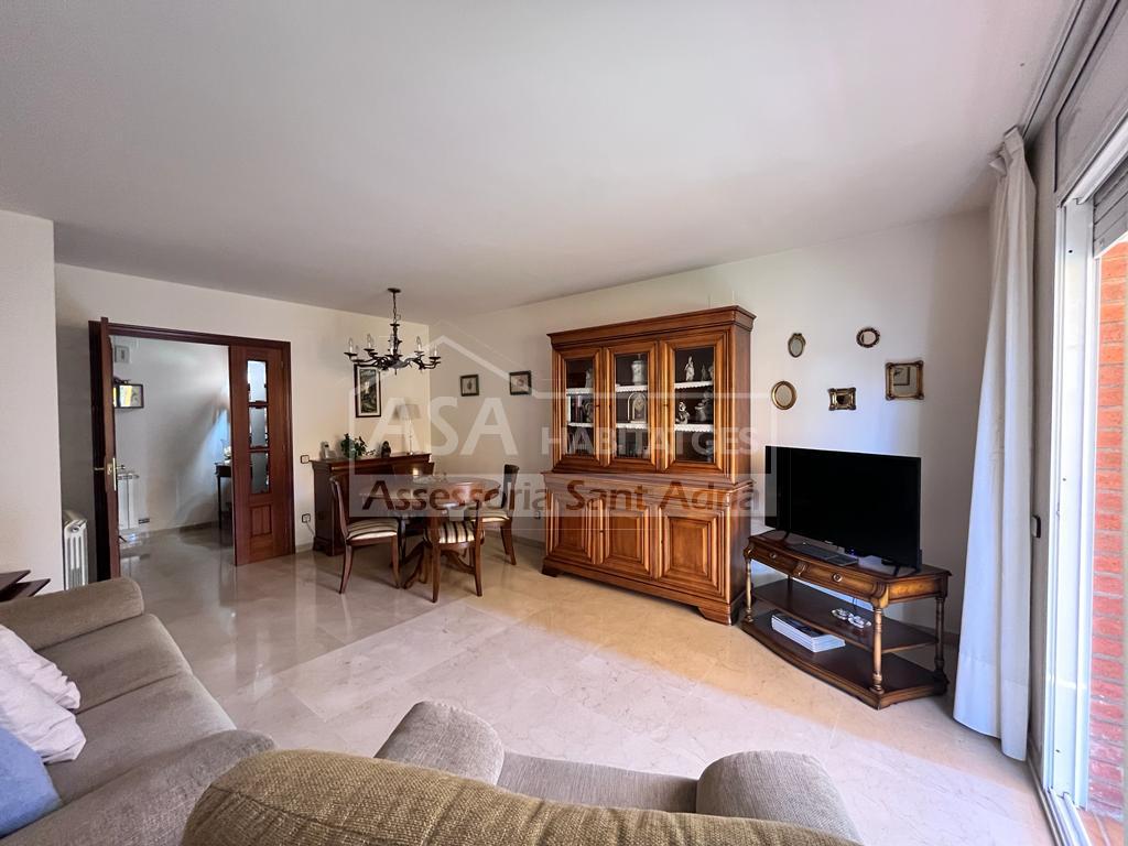 For sale of flat in Badalona
