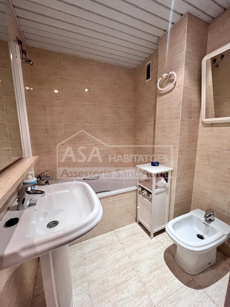 For sale of flat in Badalona