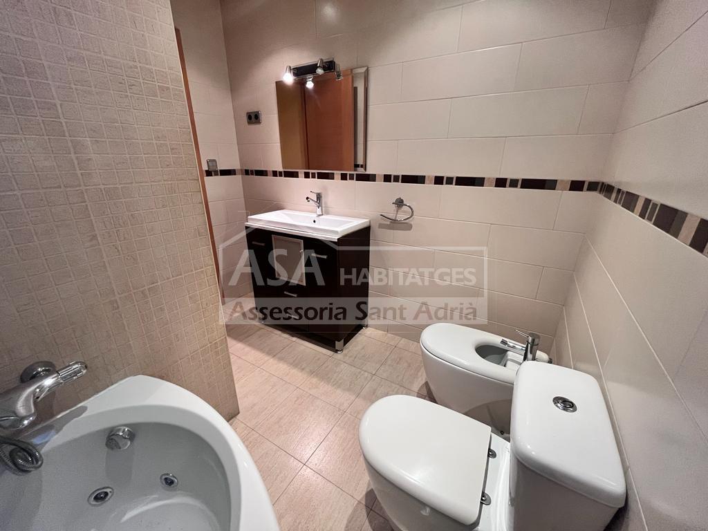 Venta de piso en Sant Adrià de Besòs