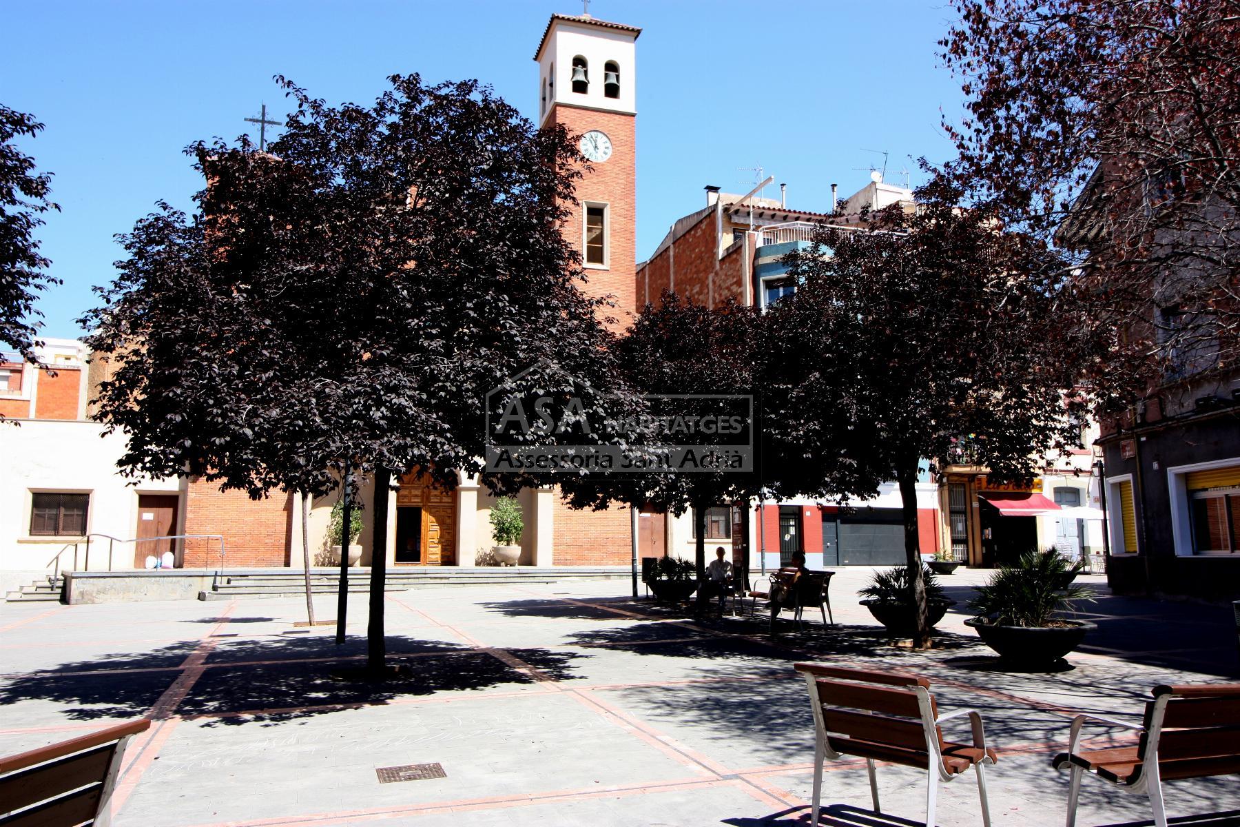 Venta de local comercial en Sant Adrià de Besòs