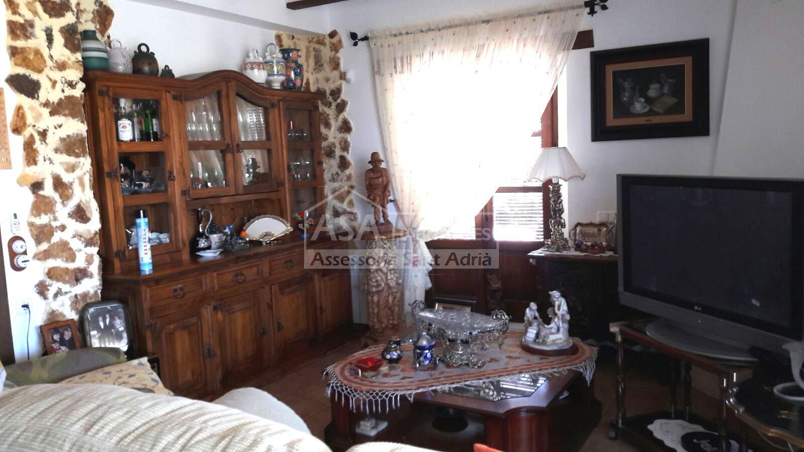 For sale of house in Zurgena