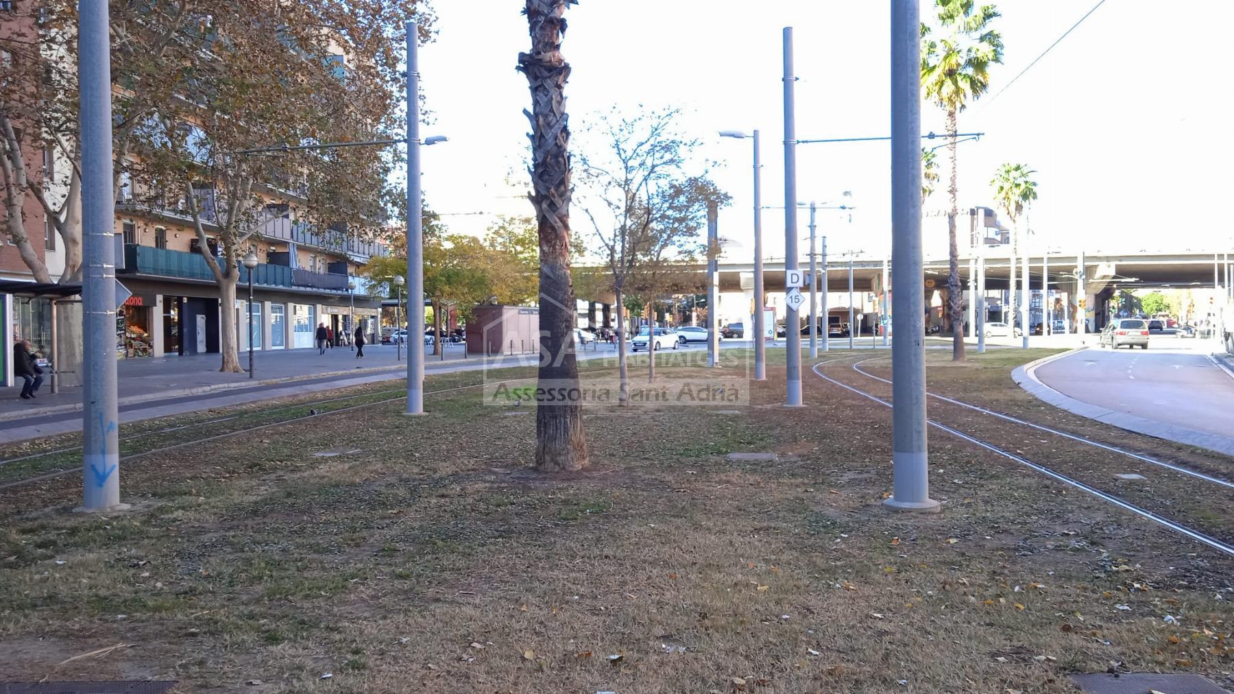 Alquiler de local comercial en Sant Adrià de Besòs