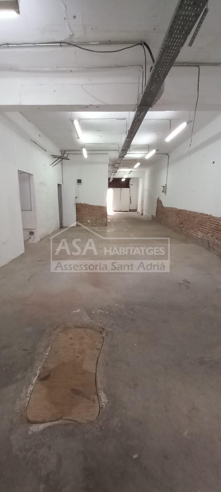 Alquiler de local comercial en Sant Adrià de Besòs